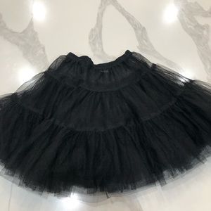 Skirt lBlack tutu IKKS size 6 kids